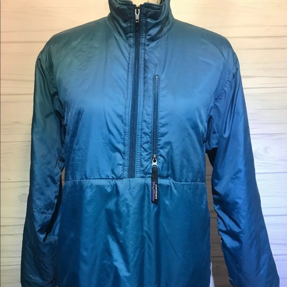 black nike puffer